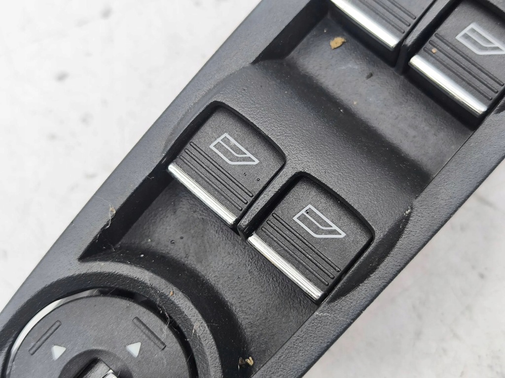 фото №9, Ford c-max ii 2013 перед сторона правая кнопки окон