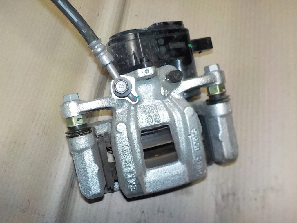 фото №1, Суппорт тормозной задняя правый niro ii ev at582-37700