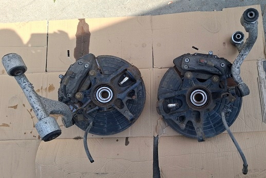 Купить Поворотный кулак правый/левый задний  mercedes ml w163 163 lift 2.7 cdi