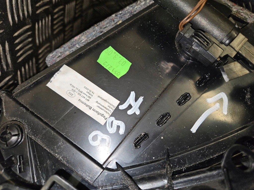 фото №11, Audi a3 s3 8p 2005 с передний бардачок панели приборной панели / комплект