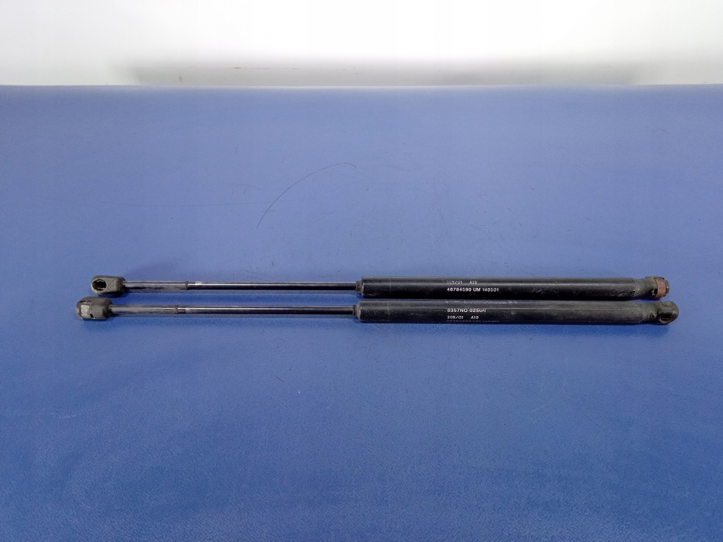 фото №1, Fiat stilo амортизатори капот кришки 46784590