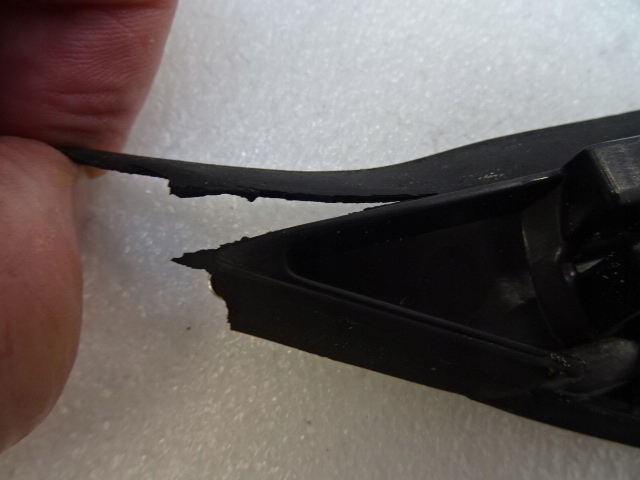 фото №7, Peugeot 3008 правий трикутник заглушка крила передній перед 9684243277