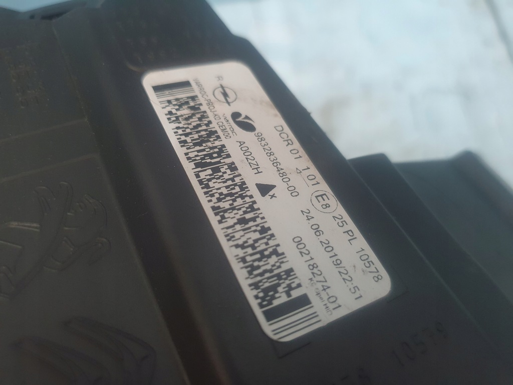 фото №12, Лампа opel vivaro c zafira d life ксенон ліва права