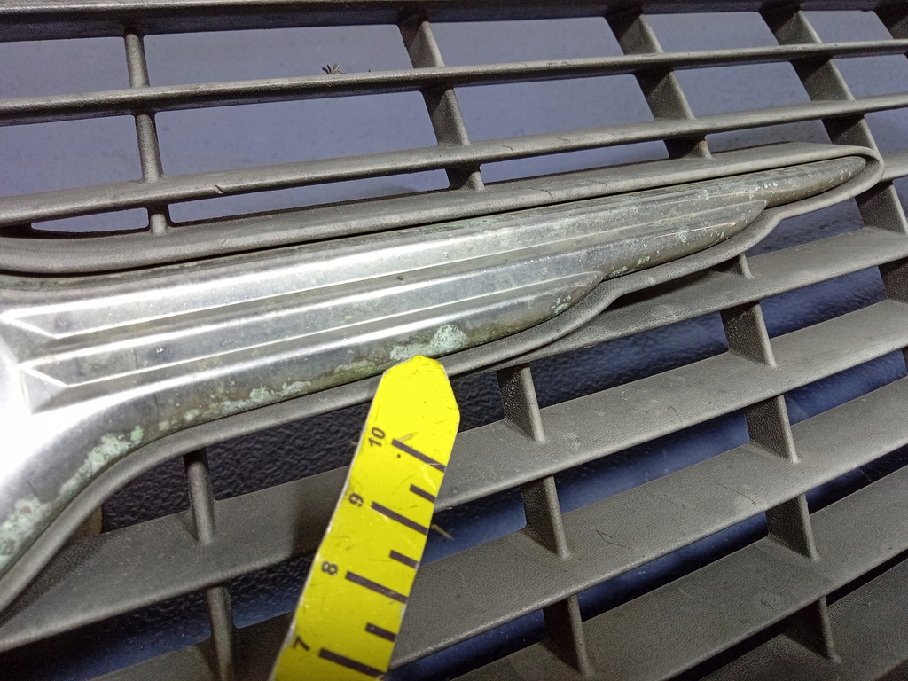 фото №10, Chrysler voyager iv caravan решётка радиатора решётка радиатора 4857522aa