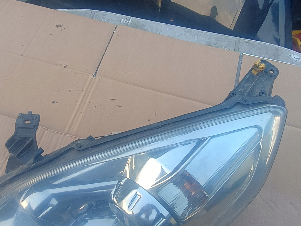 Лампа перед ліва bi ксенон opel vectra c рестайлінг  eu в Україні