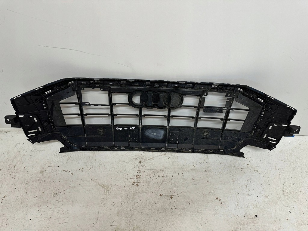 фото №12, Решітка радіатора решітка радіатора audi q8