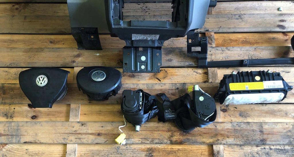 фото №5, Touran i приборная панель приборная панель консоль подушка безопасности ремни eur