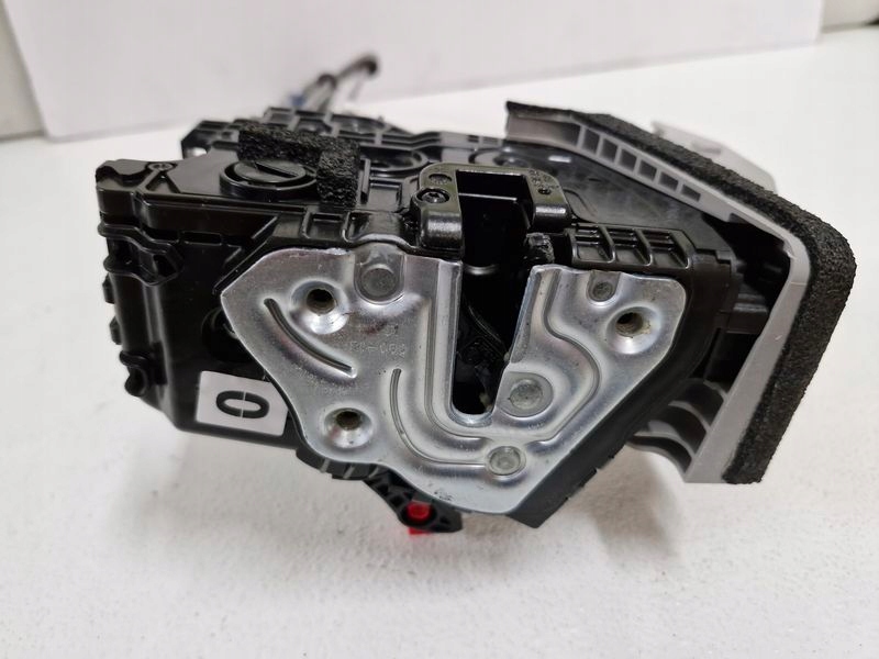 фото №7, Hyundai kona i 1 замок дверь правый задняя 5 pin 81420-j9000