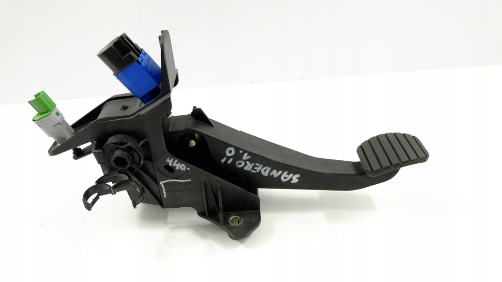 фото №1, Dacia sandero ii педаль сцепления