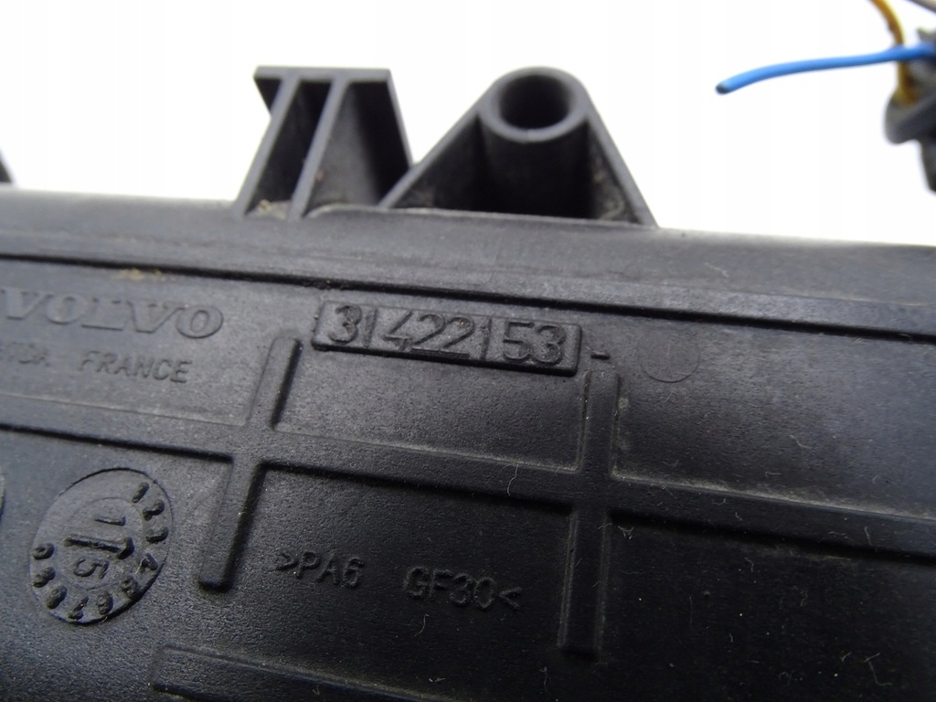 фото №9, Шланг труба воздуха 31422153 volvo v40 ii s60 ii v60 i 2.0 дизель