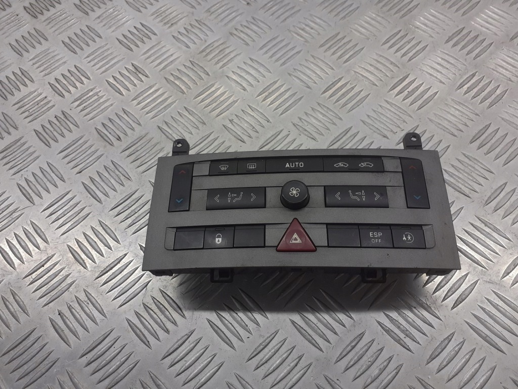 фото №1, Панель керування обдув peugeot 407 1.6 hdi