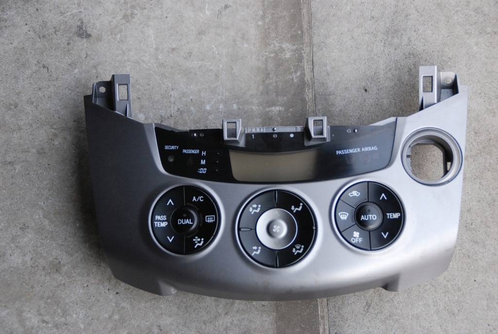 фото №1, Панель кондиционера toyota rav4 iii 06- 55900-42290