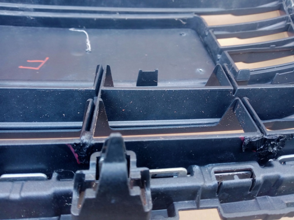 фото №13, Audi a3 решётка радиатора решётка радиатора 8v3853651 201r-