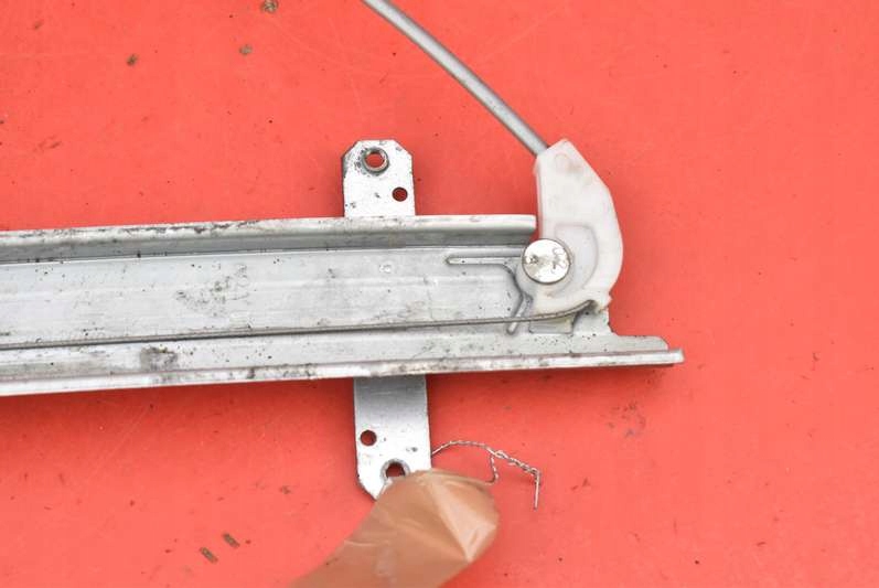 фото №8, Підйомник скло лівий задня 80731 89906 nissan maxima a33 00-05