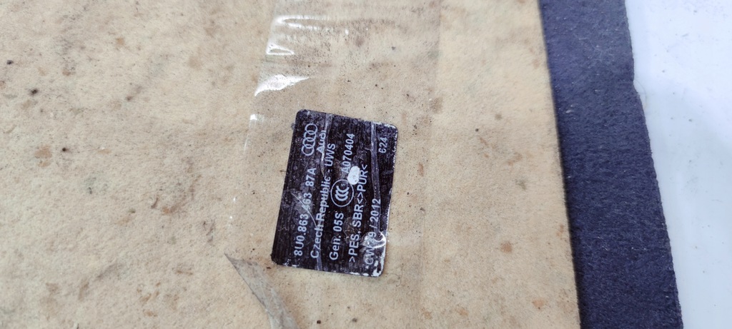 фото №8, Підлога багажника килимок audi q3 8u 8u0863463 87a