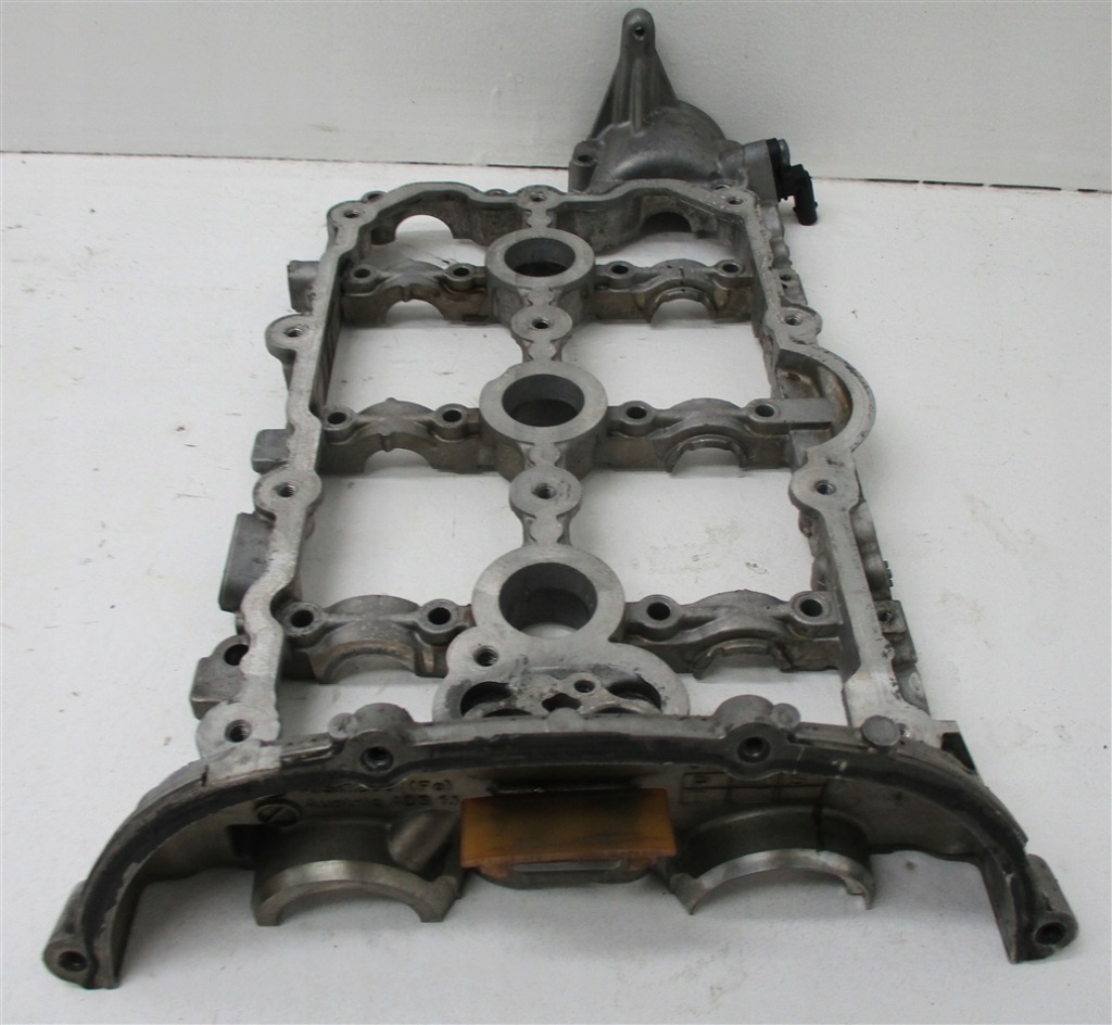 фото №4, Рамка головки audi s4 s5 3.0 tfsi v6 cak 06e103285