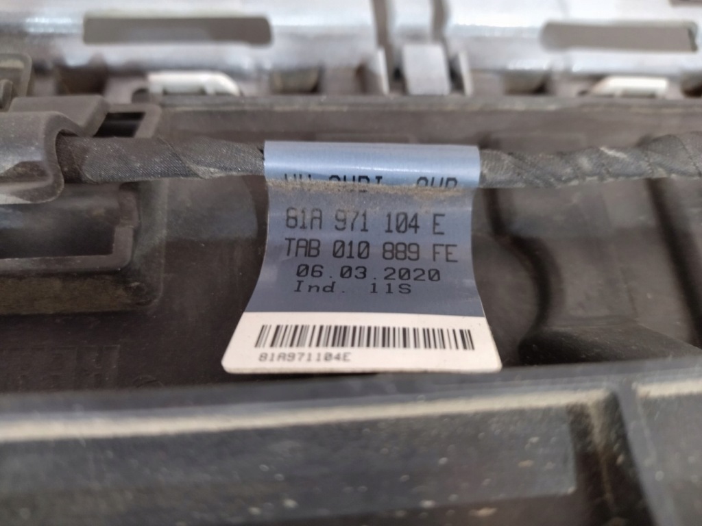 фото №14, 81a807511 бампер задняя 4pdc цвет ls9r audi q2 2017+