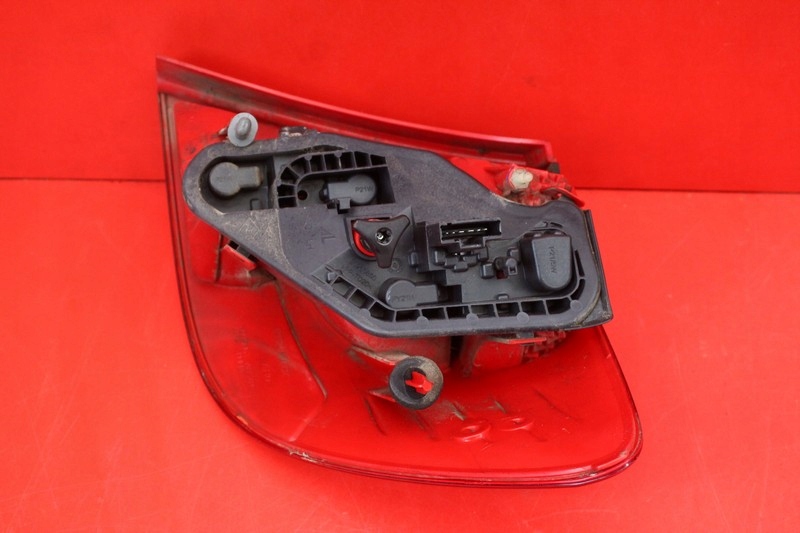 фото №3, Лампа левая задняя задняя 8200700046 renault thalia 2 ii 08-12