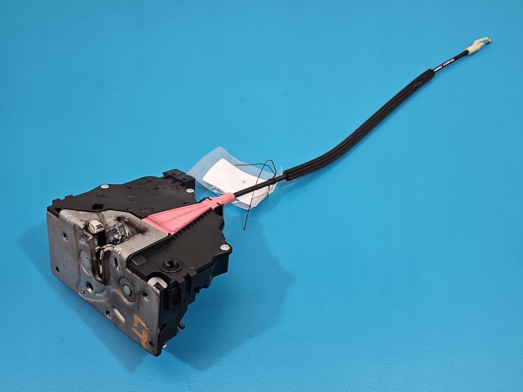 Купить Замок задний  левый 13431842 opel corsa e 6pin