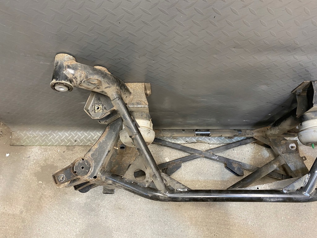 фото №6, Подрамник подрамник подрамник подрамник рама балка задняя aston martin db9