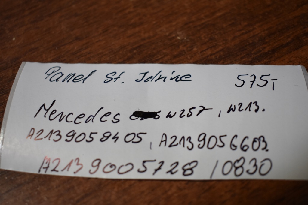 Ідеальний панель idrive mercedes w257 w213 1 9 Недорого