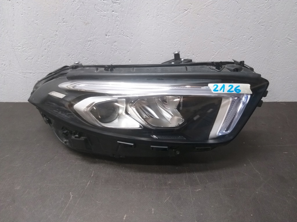 фото №1, Лампа перед правая mercedes a klasa w177 full led