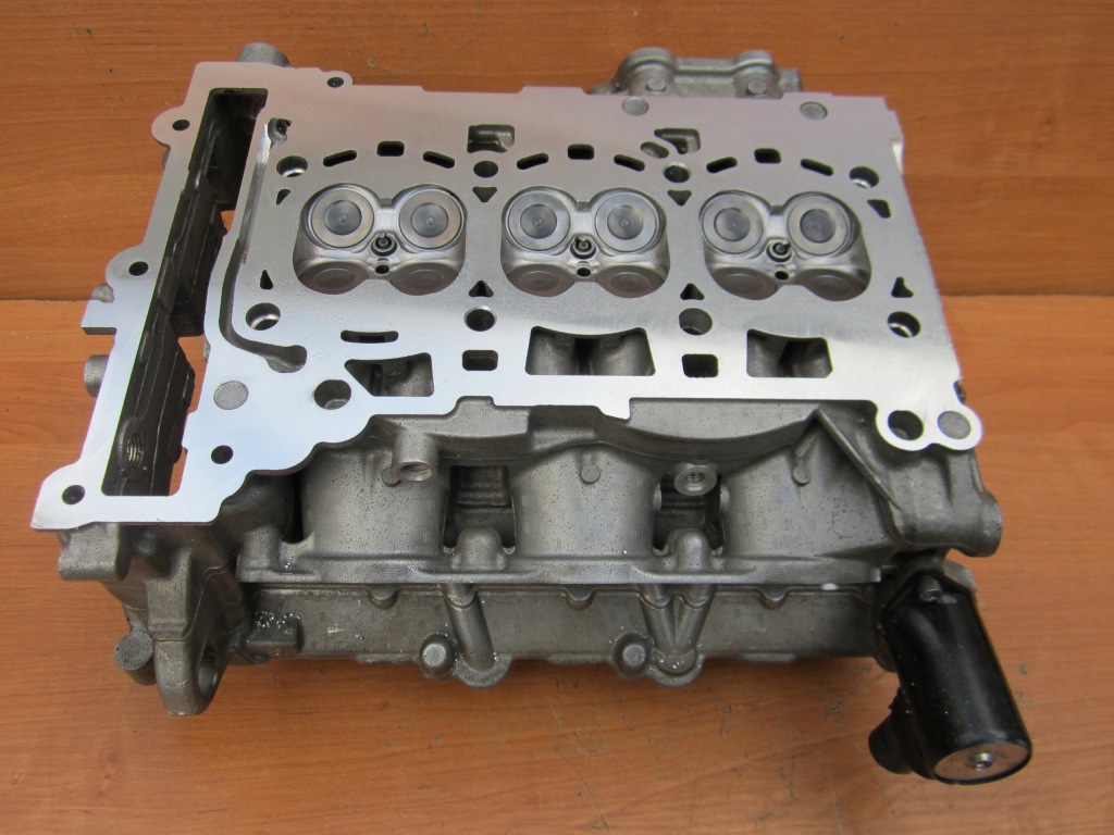 Bmw mini 1.5 b38 вал распределительного вала впускной  lub выпускной в Украине