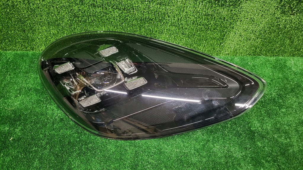 фото №1, Porsche panamera 971 lift 2020+ лампа правая перед
