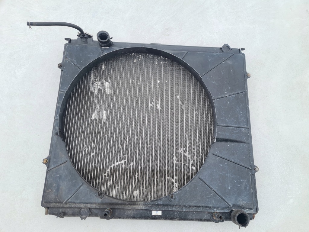 фото №1, Корпус радиатора вентилятора toyota tundra 4.7 5.7