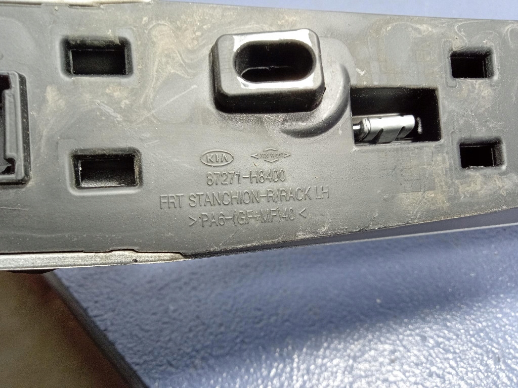 Kia stonic i рестайлинг  20- рейлинг левый 87271h8400 swp Цена