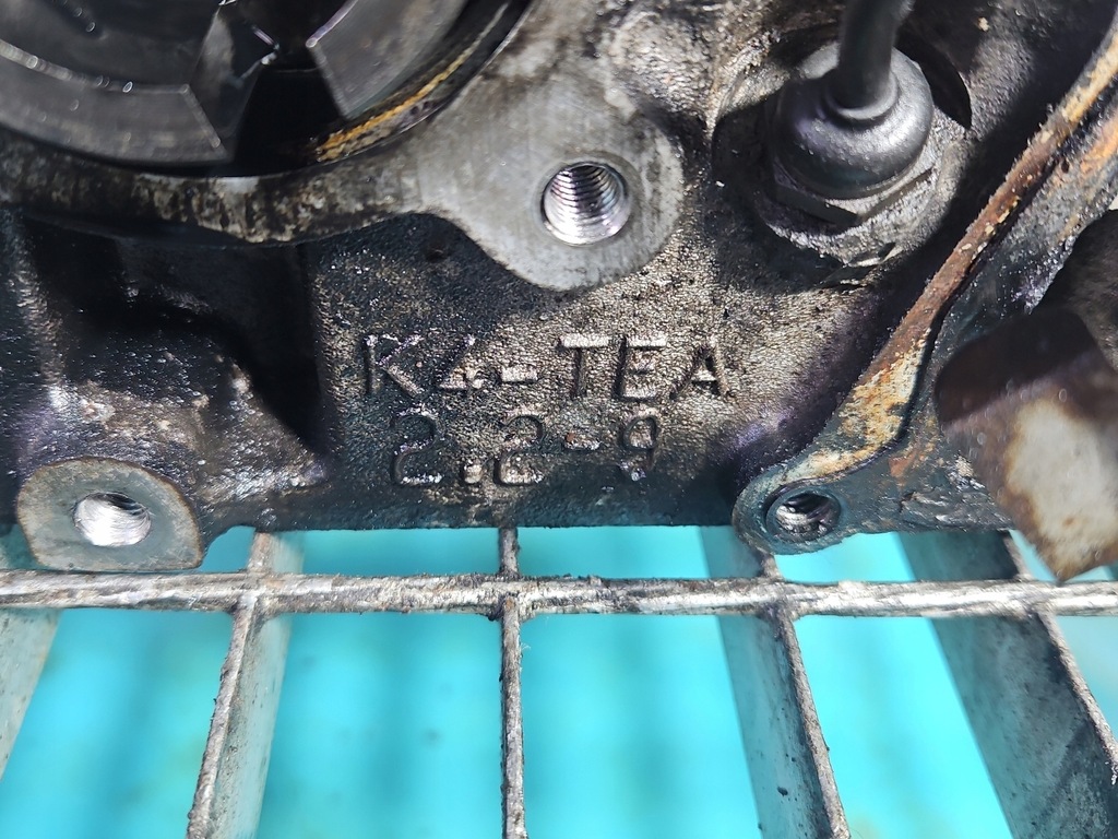 фото №15, Головка peugeot boxer ii 6c1q-6k537-ab 2.2 hdi