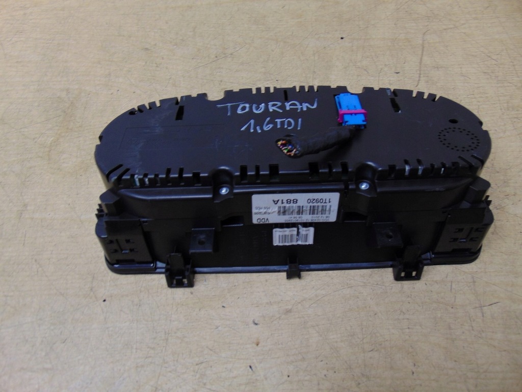 фото №9, Счетчик приборная панель vw touran 2010- 1.6 tdi 1t0920881a