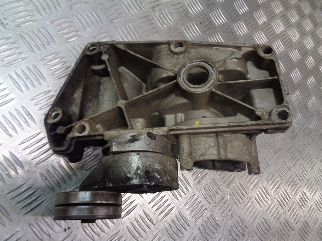 фото №1, Кронштейн кронштейн ролик генератора rover 25 2.0 td