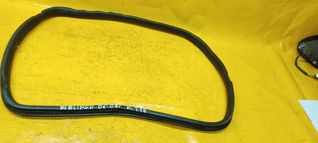 фото №7, Прокладка стекло правый задняя berlingo 2008r