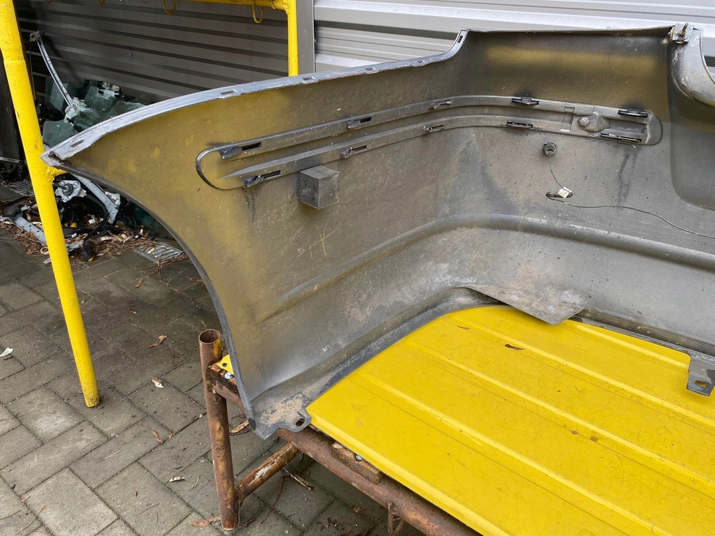 фото №8, Toyota avensis t25 бампер задняя хэтчбек