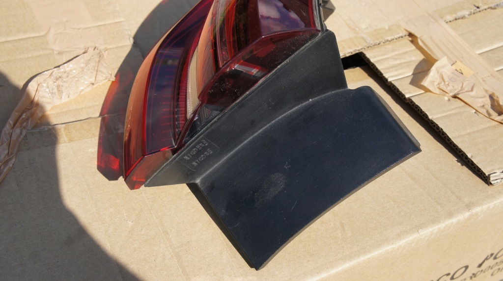 фото №3, Задняя левая правая лампа renault clio v 5 led