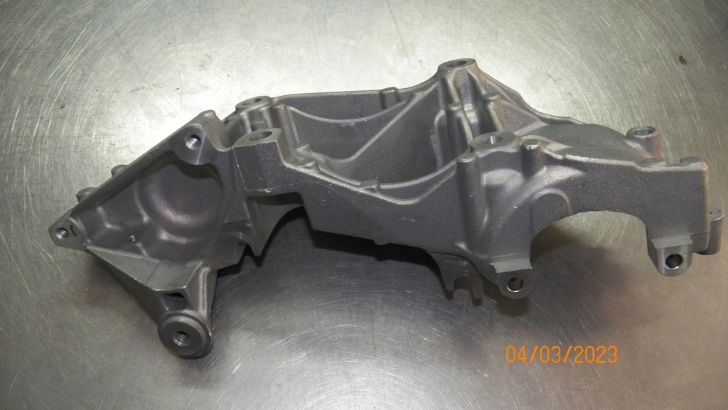 Основа генератора renault master 3 117103703r Ціна