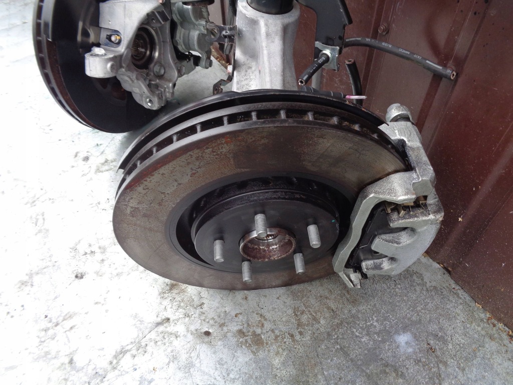 фото №11, Nissan ariya 2025 r поворотный кулак амортизатор рычаг комплектная сторона jak nowa