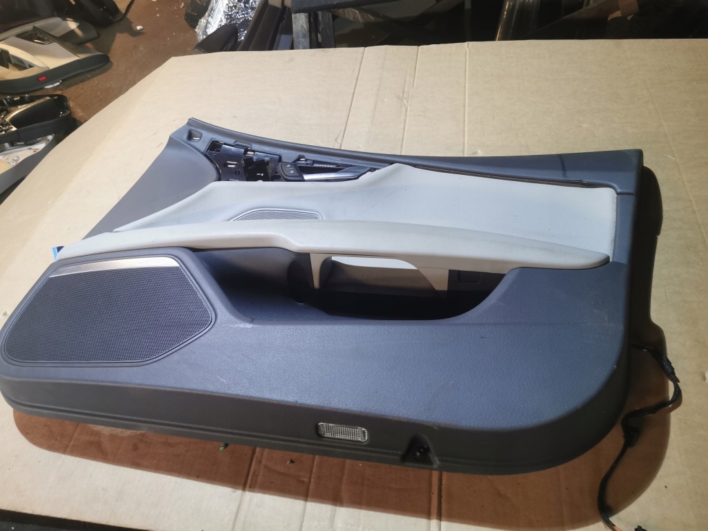 фото №1, Audi a7 4g обшивка двері оббивка правий перед 4g8867022