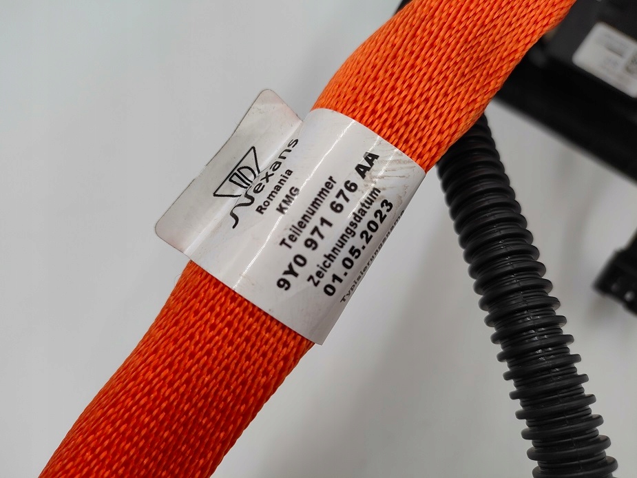 фото №7, Разъём станция зарядки 9y0971280 porsche cayenne 9y