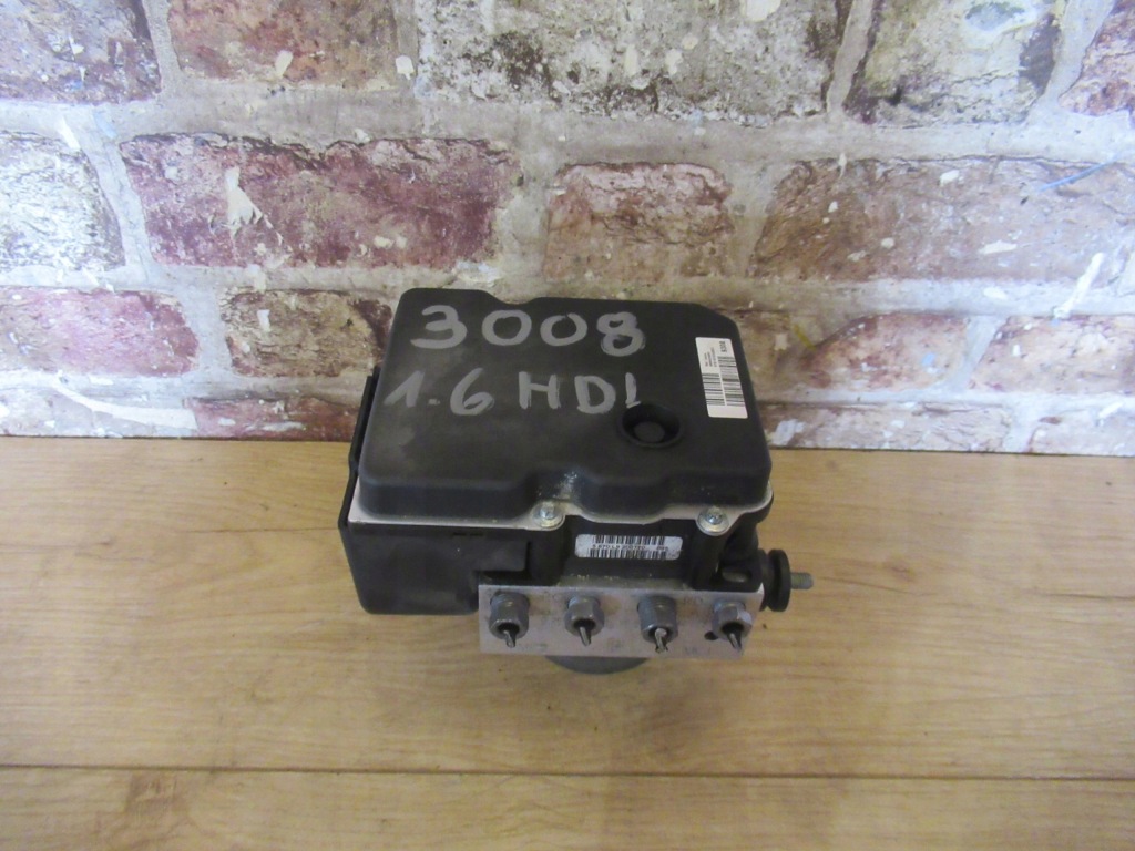 Купити Насос abs 9664532380 peugeot 3008 09/16 rok