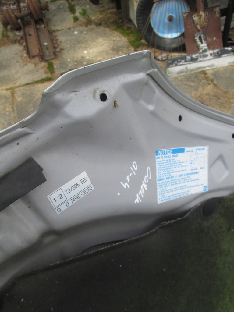 фото №9, Капот крышка двигателя toyota corolla e12 2002-07 серебристая 3dr 5dr хэтчбек