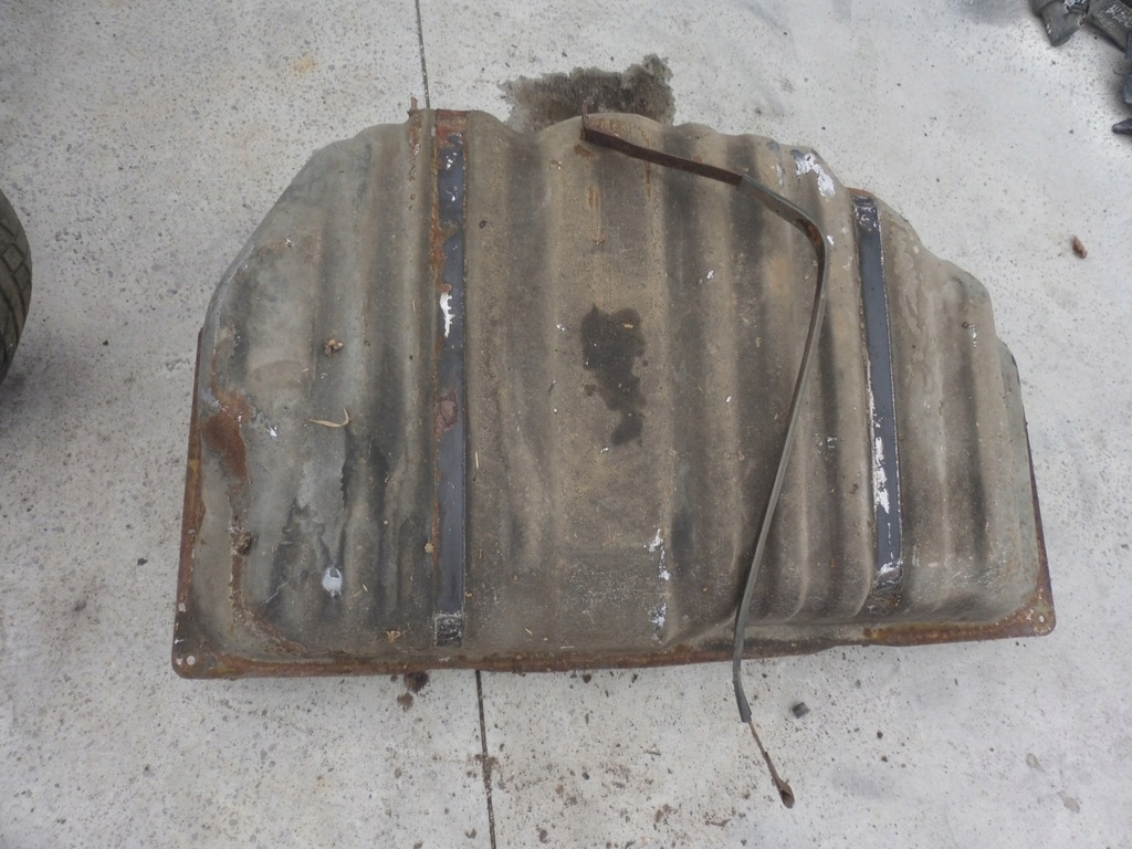 фото №1, Maxima a32 бензин бак bak