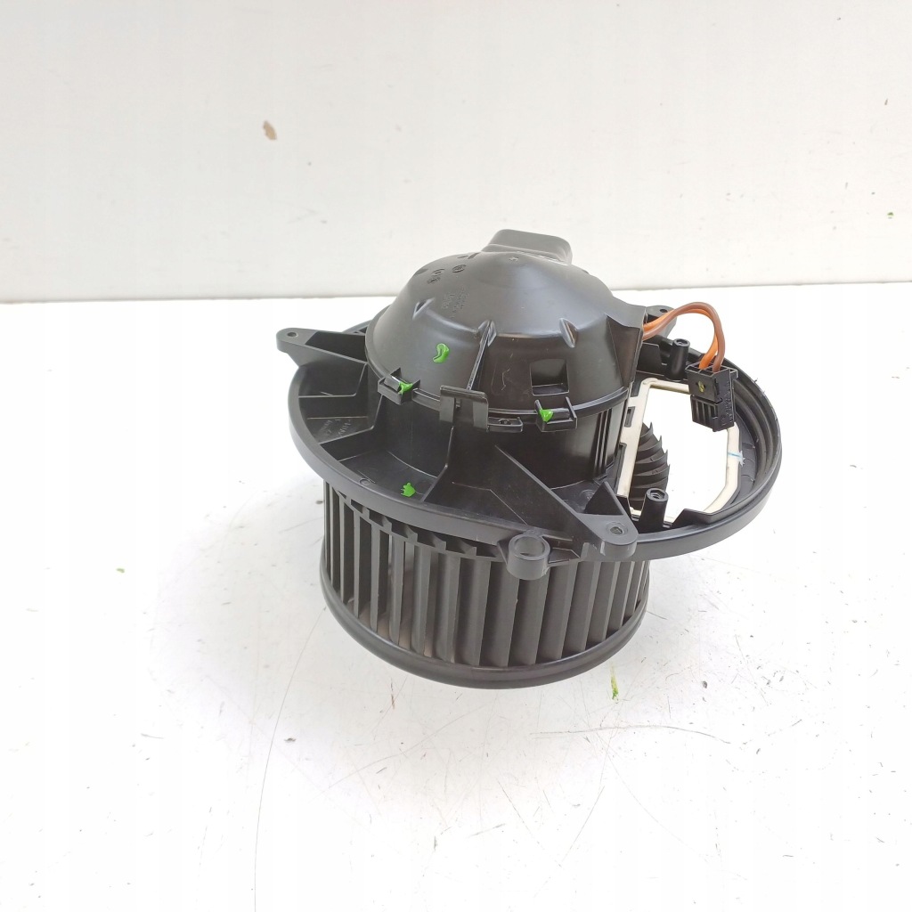 фото №9, 2014 bmw 3 f30 f35 f31 повітродувка обдув t1014414w