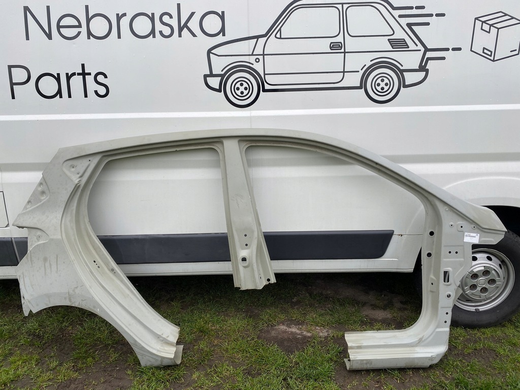 фото №1, Hyundai i10 ii 2 правый крыло задняя блок двигателя обшивка