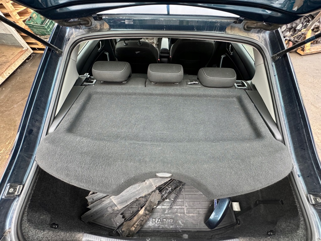 фото №2, Skoda rapid полиця багажника