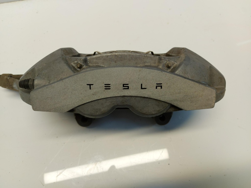 Tesla model 3 суппорты перед тормозные комплект dual двигатель 1044622-00-f Недорого