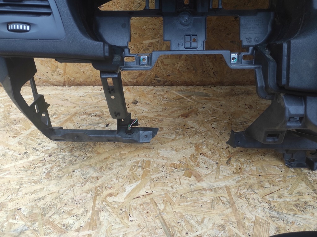 фото №8, Панель приладів консоль renault laguna iii