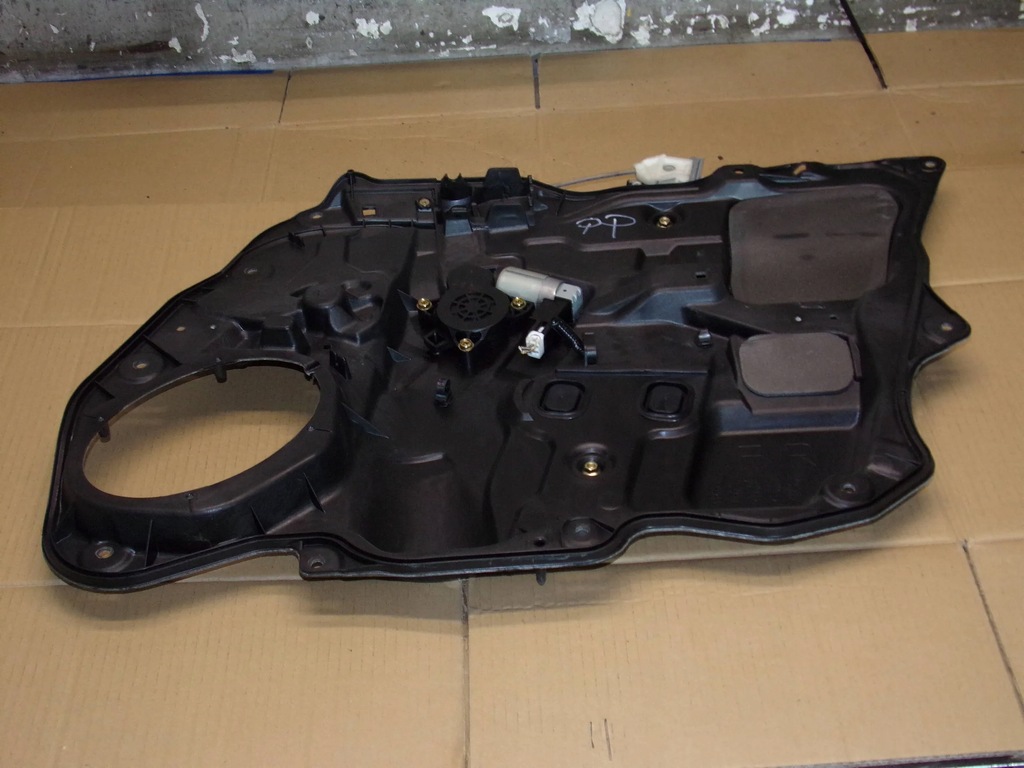 фото №1, Механизм стекло правый перед mazda 3 europa