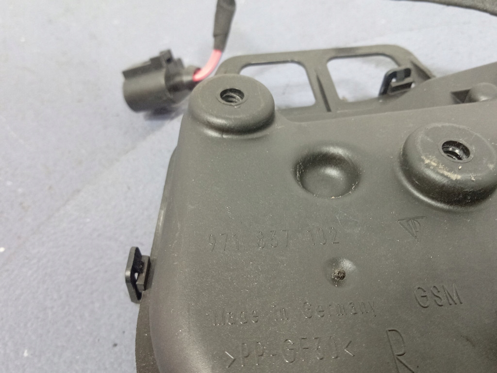 фото №9, Porsche panamera 971 замок двері перед правий передній доводчик 971837016